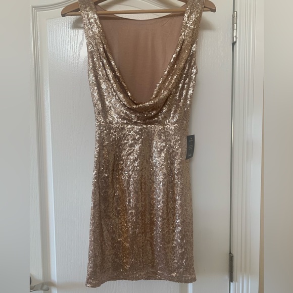 Lulus Shine Time Gold Sequin Dress size XS NWT - Picture 6 of 6